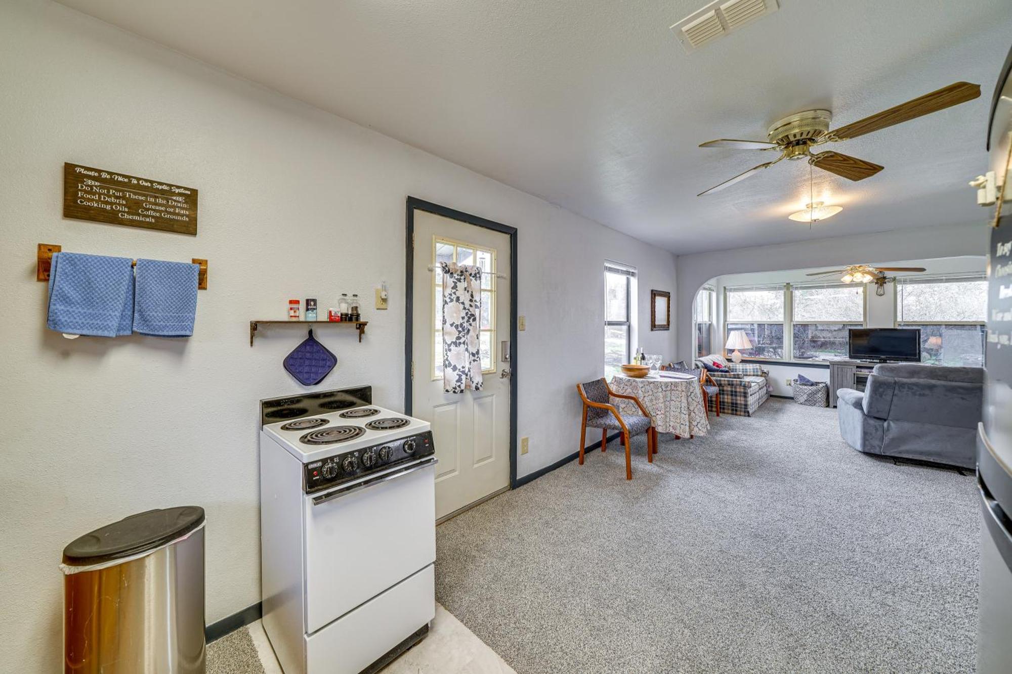 Holiday home Cozy Guest Near Guadalupe River! Kerrville